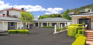 thumbnail: Interior entrance