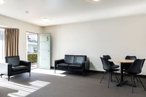 thumbnail: Living area