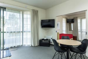 thumbnail: Living area