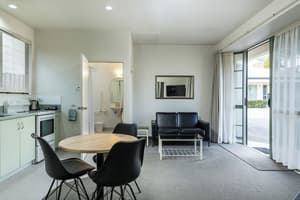 thumbnail: Living area