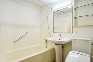 thumbnail: Bathroom