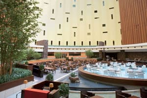 thumbnail: Restaurant