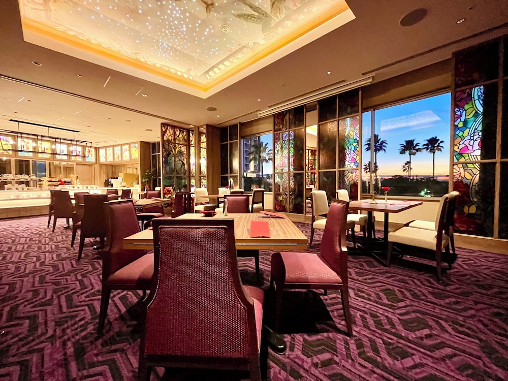 Executive lounge