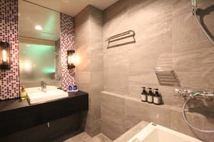 thumbnail: Bathroom