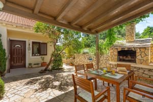 thumbnail: Terrace/patio