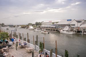 thumbnail: Exterior
