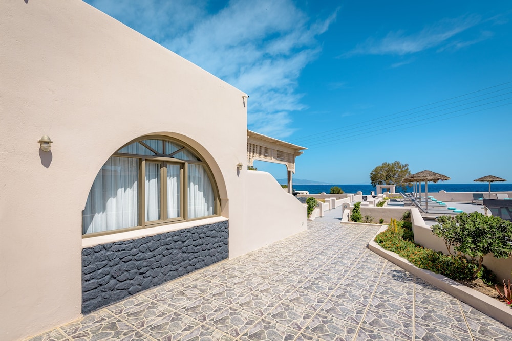 Beach/ocean view