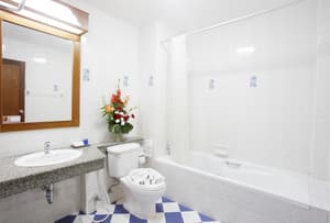 thumbnail: Bathroom