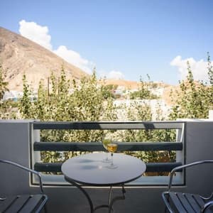 thumbnail: Outdoor dining