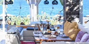 thumbnail: Outdoor dining