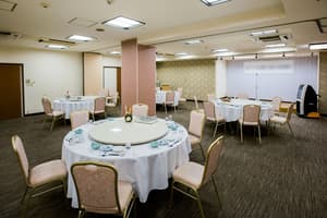 thumbnail: Ballroom