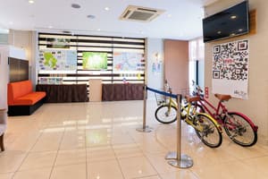thumbnail: Bicycling