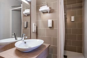 thumbnail: Bathroom