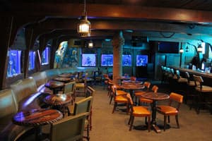 thumbnail: Bar (on property)