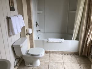 thumbnail: Bathroom shower