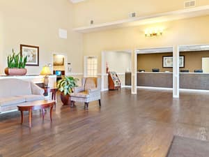 thumbnail: Concierge desk