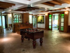 thumbnail: Game room