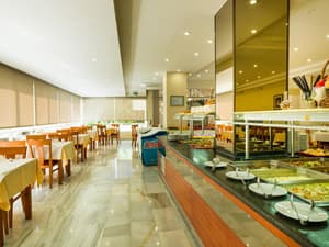 thumbnail: Restaurant