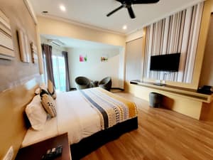 thumbnail: Room