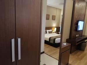 thumbnail: Room