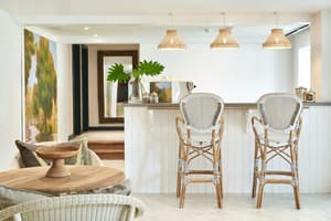 thumbnail: Interior