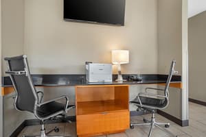 thumbnail: Business center