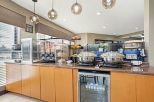 thumbnail: Breakfast area
