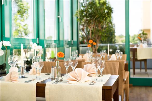 Dining,Dining Area,Restaurant,Architecture,Indoor/Interior,On-Site,View fro