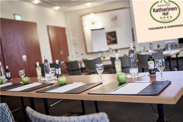 On-Site,Business/Events,Meeting Room