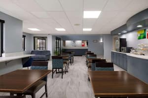 thumbnail: Restaurant
