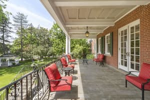 thumbnail: Terrace/patio