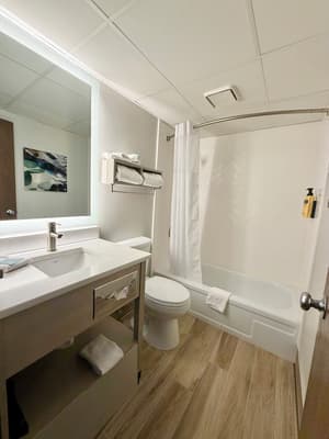 thumbnail: Bathroom