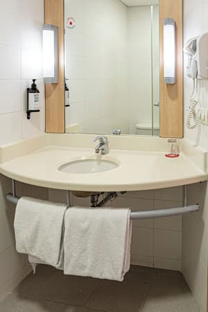 thumbnail: Bathroom