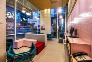 thumbnail: Business center