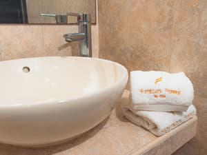 thumbnail: Bathroom