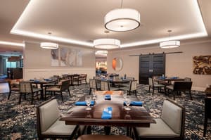 thumbnail: Restaurant
