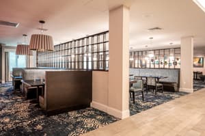 thumbnail: Restaurant