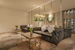 thumbnail: Lobby sitting area