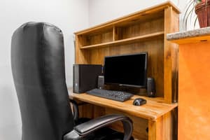 thumbnail: Business center