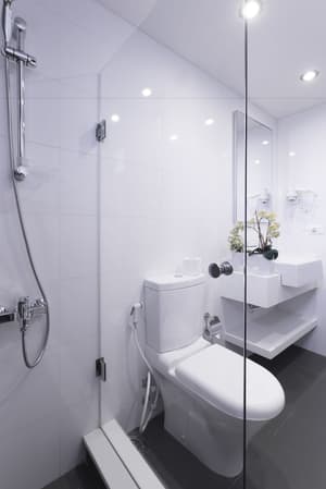 thumbnail: Bathroom