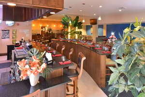 thumbnail: Restaurant