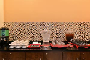 thumbnail: Restaurant