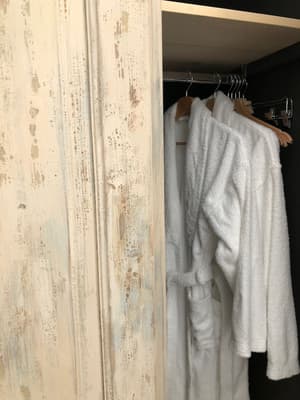 thumbnail: Wardrobe