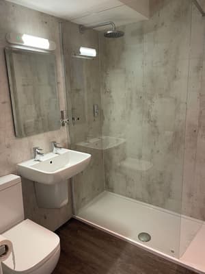 thumbnail: Bathroom