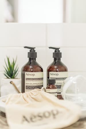 thumbnail: Bathroom amenities