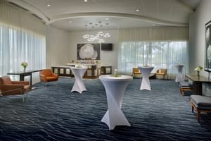 thumbnail: Lobby lounge