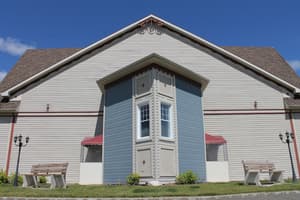 thumbnail: Exterior detail