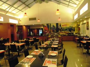 thumbnail: Restaurant