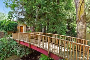 thumbnail: Property grounds