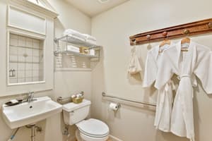 thumbnail: Bathroom